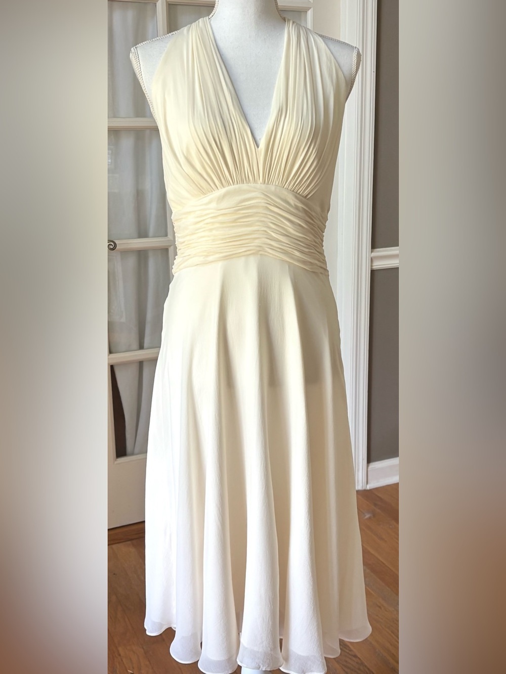 Donna Morgan 100% Silk Ivory Halter Dress Ruched Empire Waist Bridal Size 12
